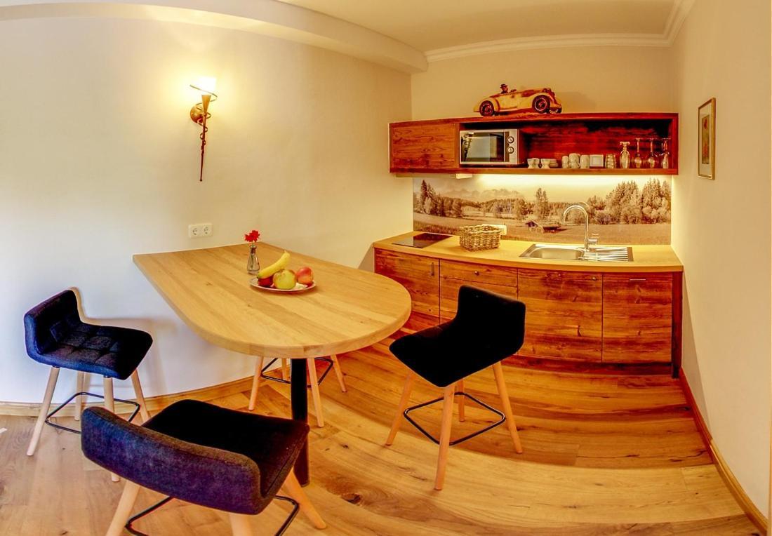 Serviced Apartments Villa Licht Kitzbühel Exteriör bild