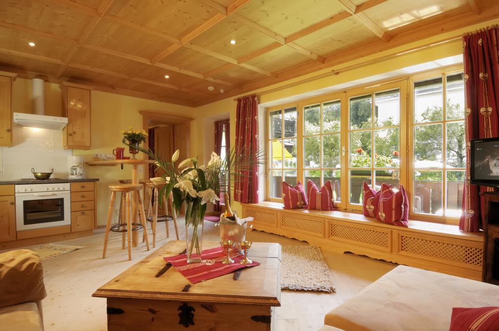 Serviced Apartments Villa Licht Kitzbühel Exteriör bild