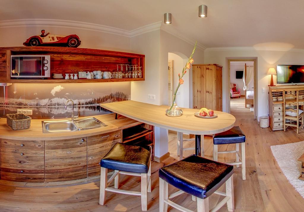 Serviced Apartments Villa Licht Kitzbühel Exteriör bild